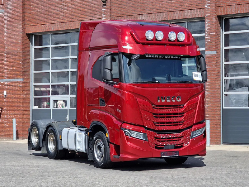 Iveco S-WAY 570 6x2 - Retarder - Full air - 3.20 WB - Navi | VAEX